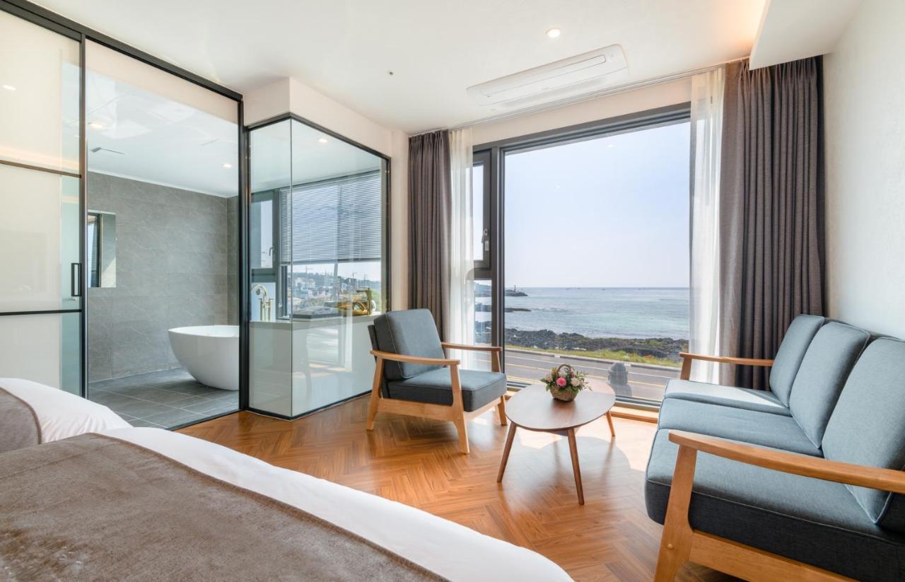Hotel Mer Bleue Jeju Exterior foto